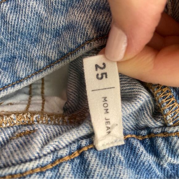Pacsun mom Jean light Wash size 25 - Picture 4 of 6